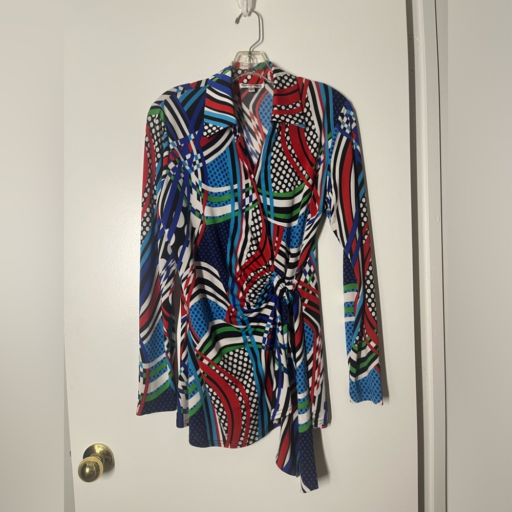 Moving Sale! Spectacular Vintage Blouse